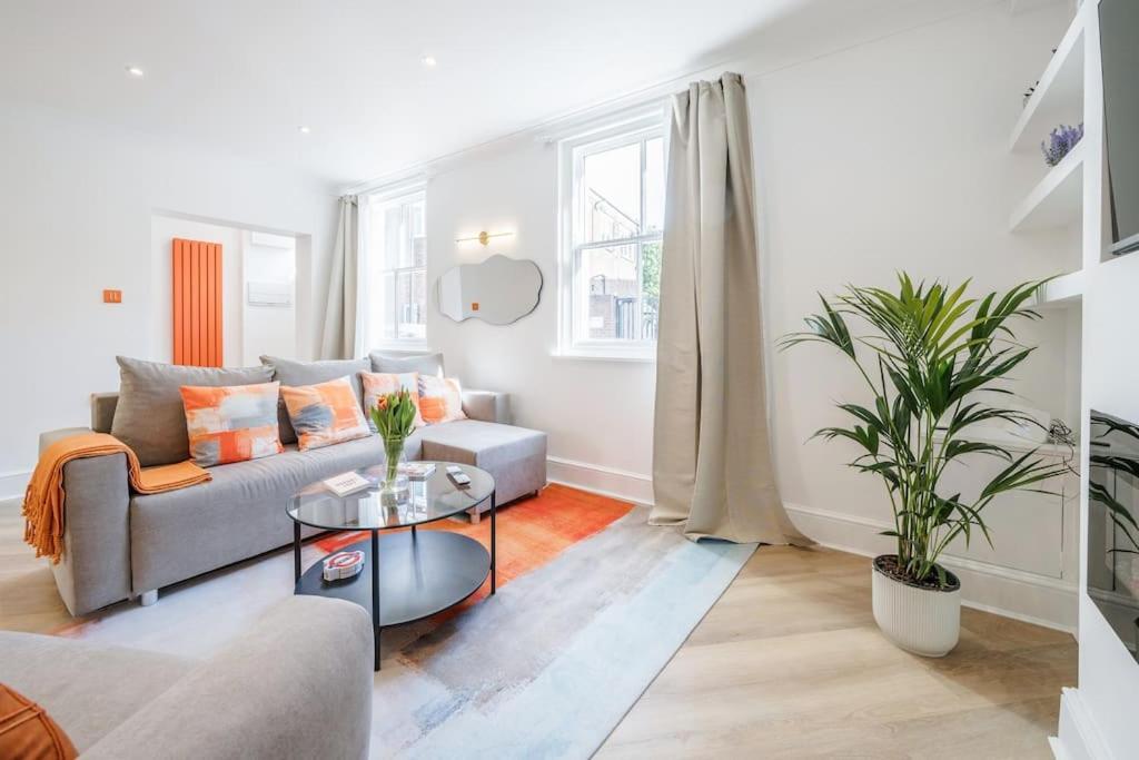 Willa House 10 Mins To Tower Bridge Hot Tub & Parking Londyn Zewnętrze zdjęcie