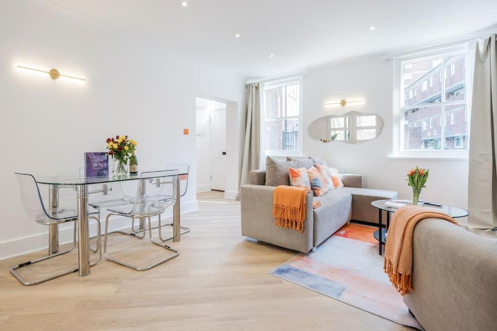 Willa House 10 Mins To Tower Bridge Hot Tub & Parking Londyn Zewnętrze zdjęcie