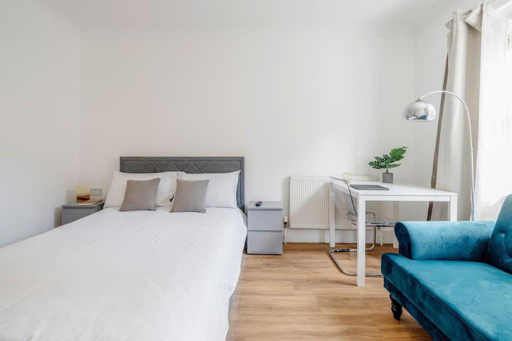 Willa House 10 Mins To Tower Bridge Hot Tub & Parking Londyn Zewnętrze zdjęcie